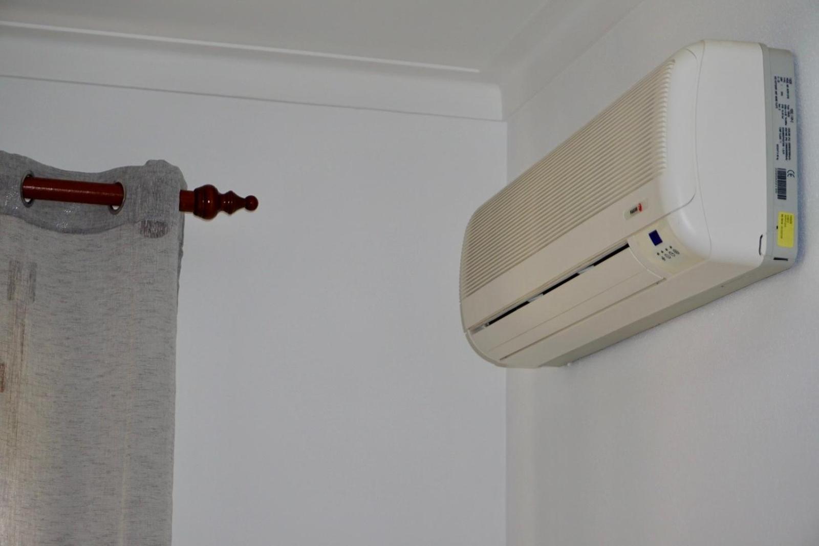 דירות Cozy Alvor Retreat - Sunset Balcony, Wi-Fi & Ac מראה חיצוני תמונה